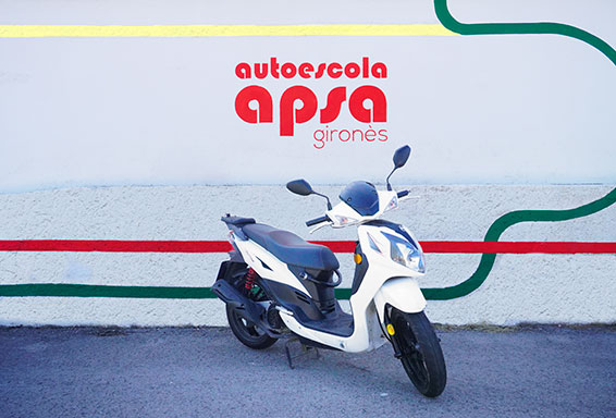 Carnet A1 moto automàtica